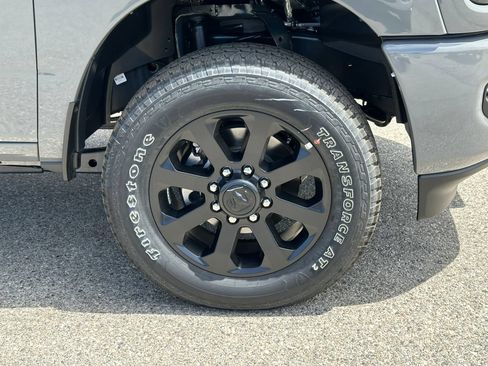 New 2026 RAM 3500 Big Horn AWD/4WD image 11