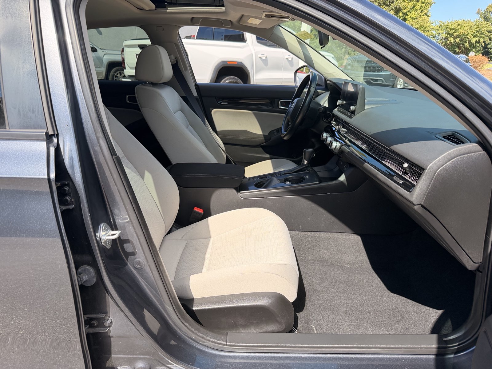 Used 2022 Honda Civic EX image 33