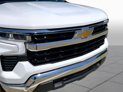 Used 2025 Chevrolet Silverado 1500 LT RWD image 31