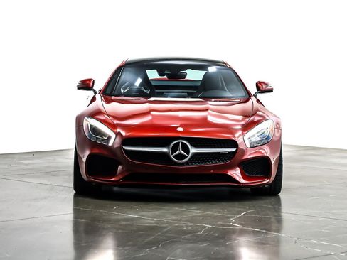 Used 2017 Mercedes-Benz AMG GT Coupe image 3