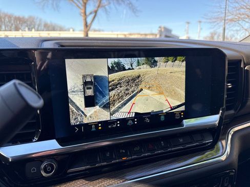 Used 2024 Chevrolet Silverado 2500 LT w/ Safety Package image 56