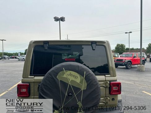 Used 2025 Jeep Wrangler Unlimited Sport S 4xe AWD/4WD image 4