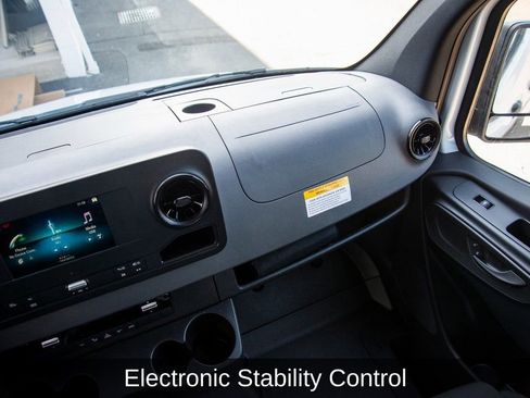 Used 2024 Mercedes-Benz Sprinter 144 Cargo image 36