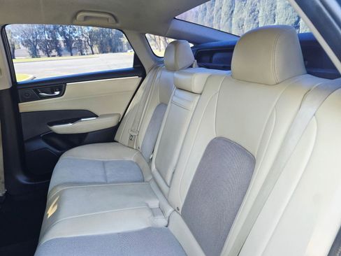 Used 2018 Honda Clarity Plug-In Hybrid image 41