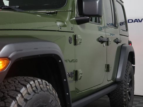 Used 2021 Jeep Wrangler Unlimited Sport image 11