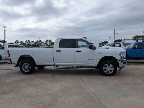 Certified 2024 RAM 2500 Big Horn AWD/4WD image 2