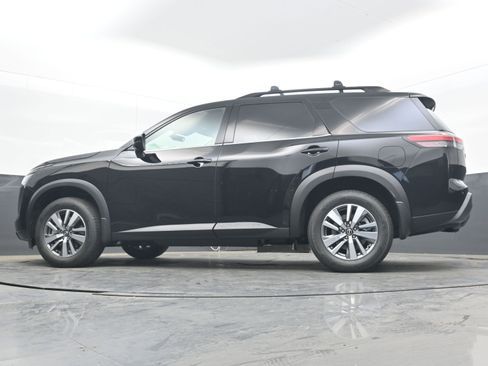 New 2026 Nissan Pathfinder SL FWD image 27