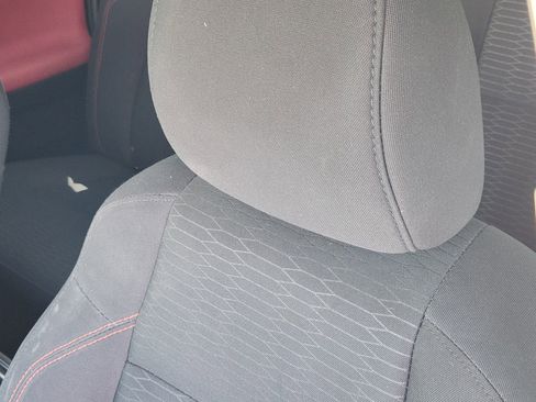 Used 2018 Toyota Tacoma SR5 RWD image 16