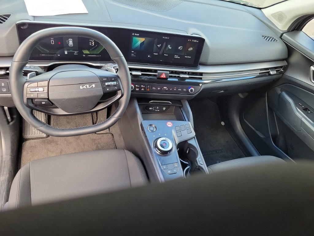 Used 2027 Kia Sportage LX FWD image 13