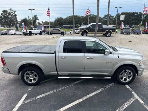 Used 2017 RAM 1500 Laramie RWD image 6
