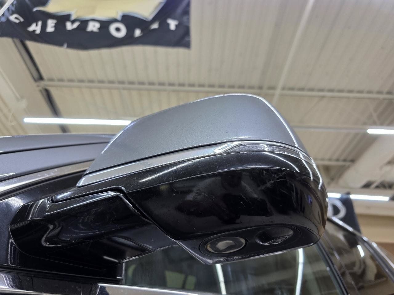 Used 2018 Cadillac Escalade ESV Luxury RWD image 11