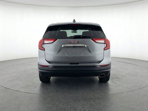 Used 2024 GMC Terrain SLE FWD image 7