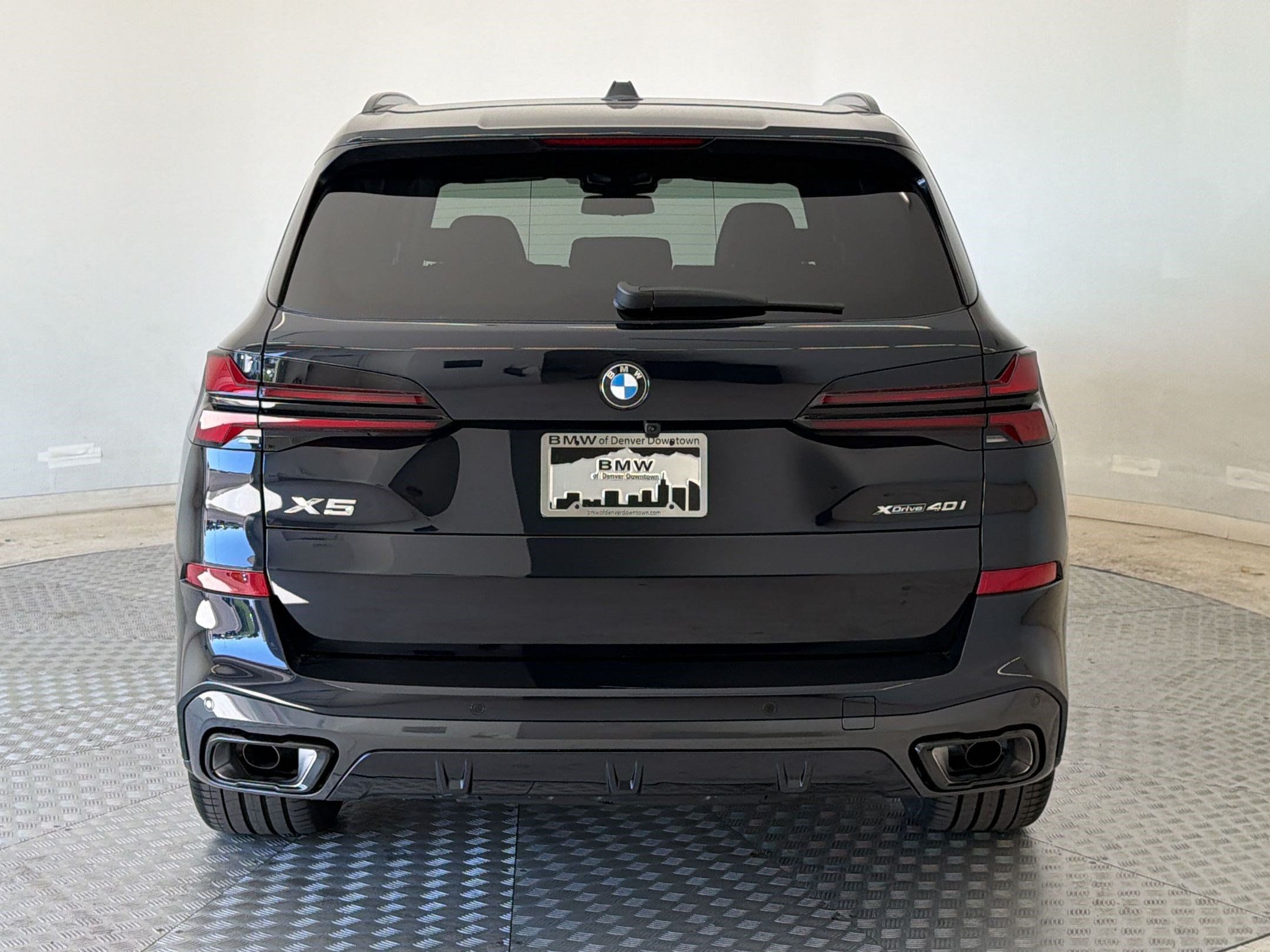 New 2026 BMW X5 xDrive40i w/ M Sport Package AWD/4WD image 10
