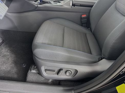 New 2026 Toyota RAV4 SE AWD/4WD image 31