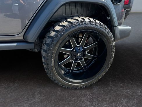 Used 2021 Jeep Wrangler Unlimited Sport AWD/4WD image 9