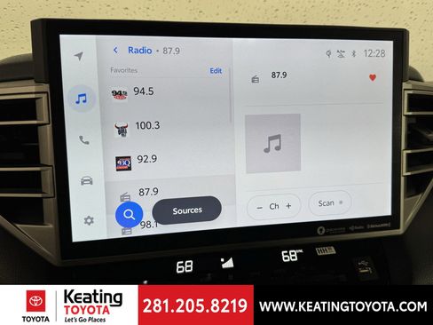 Used 2022 Toyota Tundra Limited image 24