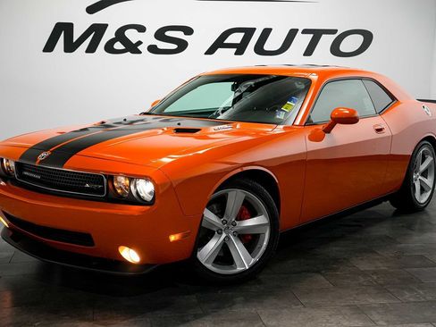 Used 2008 Dodge Challenger SRT8 RWD image 2