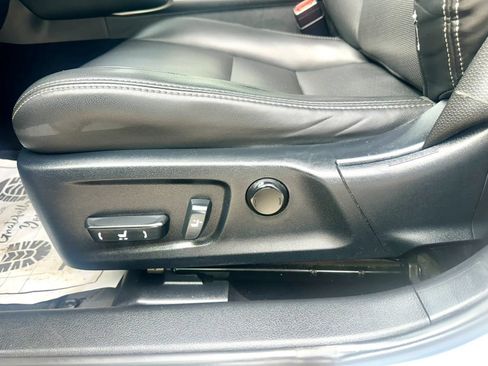 Used 2017 Lexus IS 200t w/ Navigation System Package RWD image 13