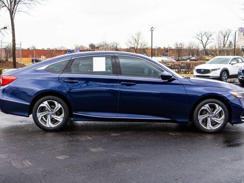 Used 2018 Honda Accord EX image 4