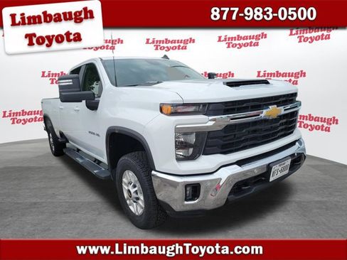 Used 2025 Chevrolet Silverado 2500 LT w/ Safety Package AWD/4WD image 1