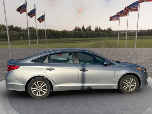 Used 2015 Hyundai Sonata SE image 7