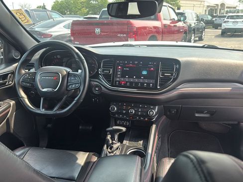 Used 2025 Dodge Durango GT AWD/4WD image 11