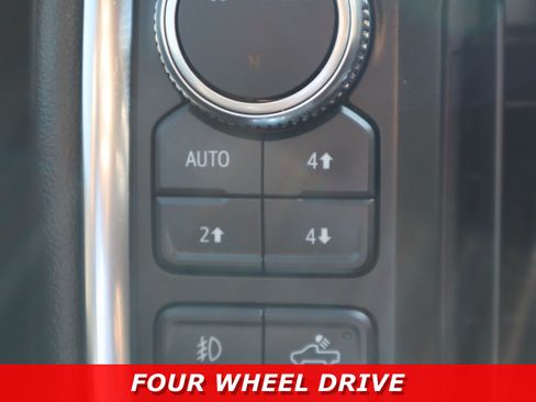 Used 2022 GMC Sierra 1500 AT4 w/ AT4 Preferred Package AWD/4WD image 22