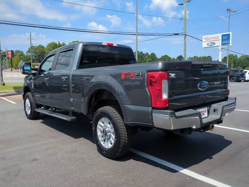Used 2019 Ford F250 XL w/ STX Appearance Package AWD/4WD image 9