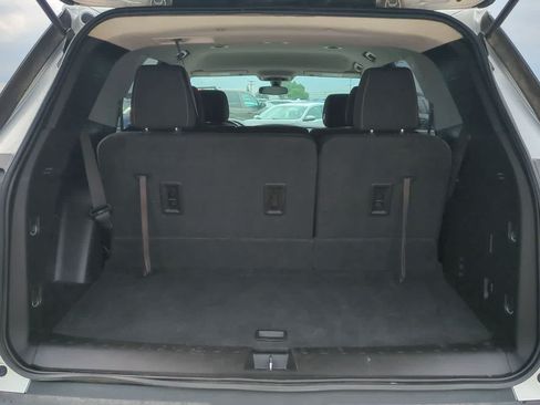 Used 2019 Chevrolet Traverse LS FWD image 33