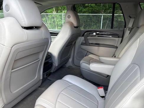 Used 2016 Buick Enclave Premium w/ Experience Buick Package FWD image 10