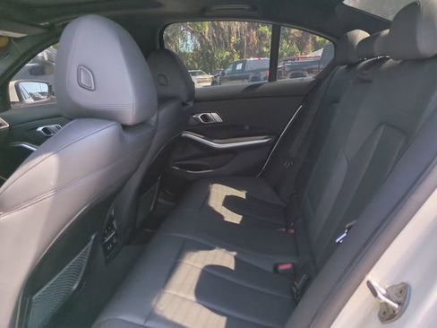 Used 2020 BMW 330i Sedan w/ Convenience Package image 14