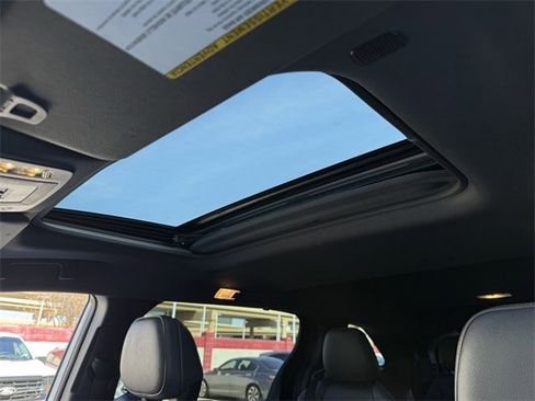 Used 2023 Toyota Sienna XSE w/ XSE Plus Package image 26