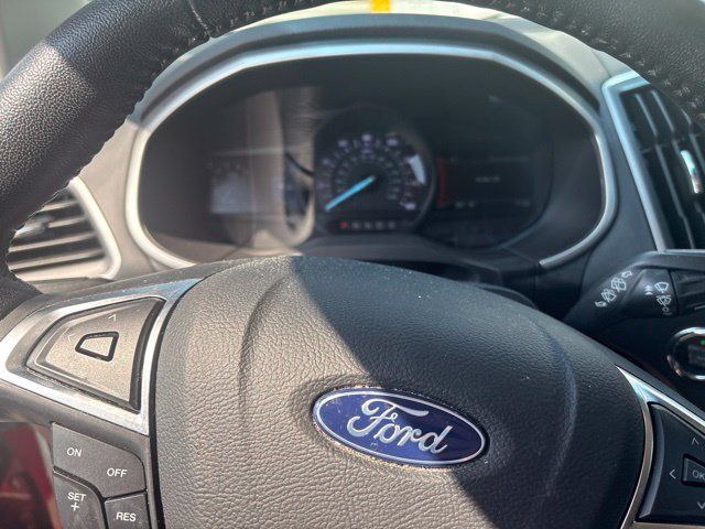 Used 2019 Ford Edge SEL w/ Equipment Group 201A FWD image 46