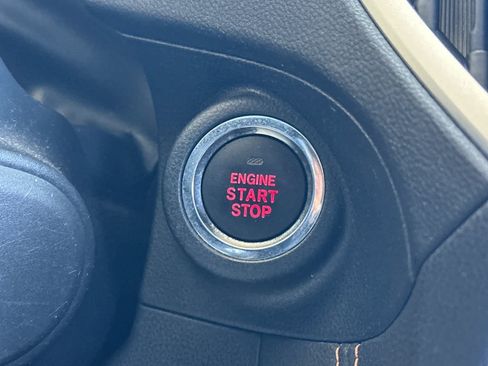 Used 2018 Subaru Crosstrek 2.0i Limited AWD/4WD image 22
