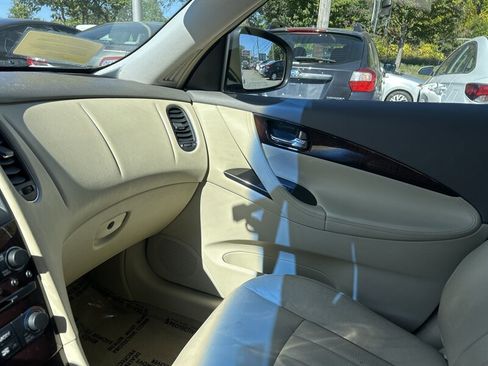 Used 2010 INFINITI EX35 Journey image 12