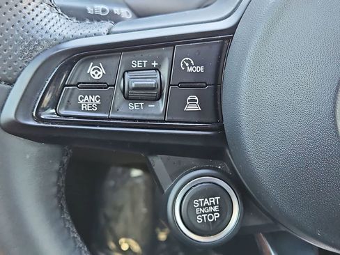 Used 2024 Alfa Romeo Tonale Veloce image 24