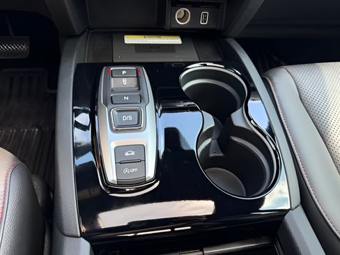 Used 2023 Honda Ridgeline Black Edition image 17