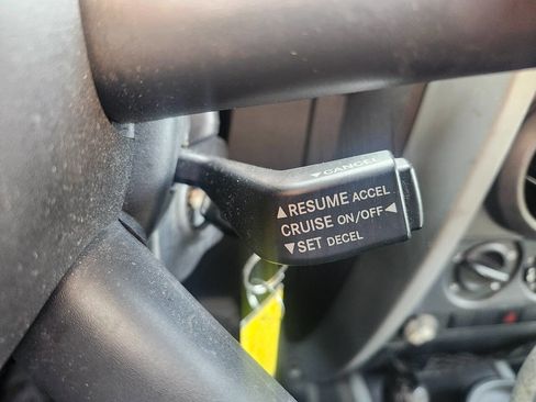 Used 2009 Jeep Wrangler X image 18