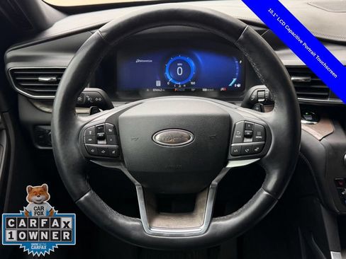 Used 2020 Ford Explorer Platinum w/ Premium Technology Package AWD/4WD image 13