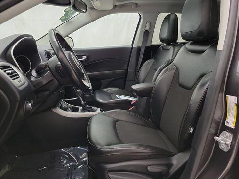Used 2020 Jeep Compass Latitude AWD/4WD image 9