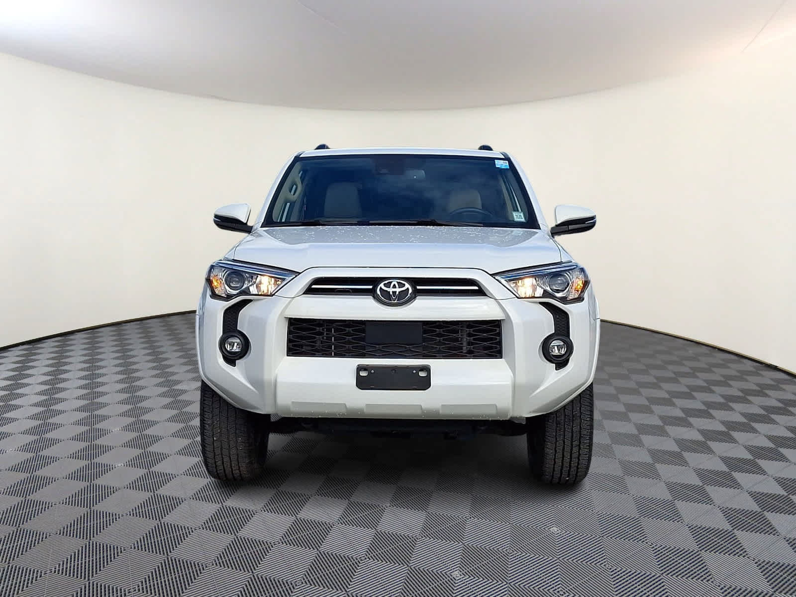 Certified 2021 Toyota 4Runner SR5 Premium w/ Moonroof Package AWD/4WD image 3