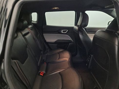 Used 2023 Jeep Compass Latitude AWD/4WD image 19