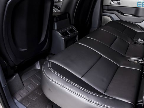 New 2025 INEOS Grenadier image 17