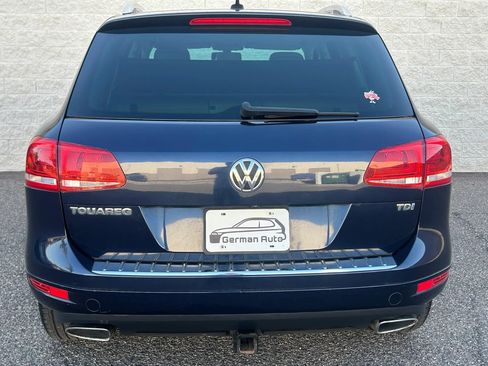 Used 2013 Volkswagen Touareg TDI AWD/4WD image 4