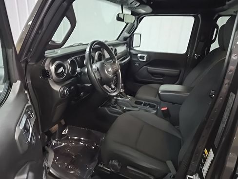 Used 2023 Jeep Wrangler Unlimited Sport AWD/4WD image 28