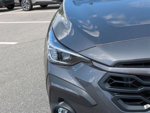 Certified 2025 Subaru Crosstrek 2.5i Limited w/ Popular Package #4A image 9