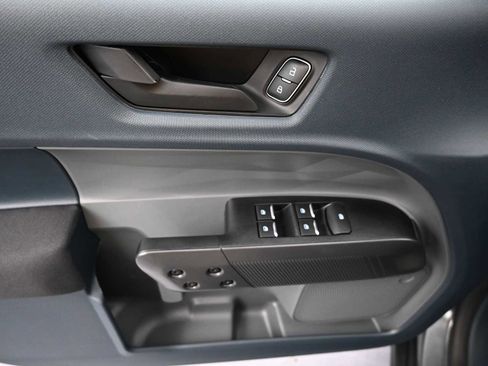 Used 2025 Ford Maverick XL w/ Equipment Group 102A image 15