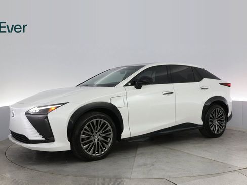 Used 2023 Lexus RZ 450e Premium w/ Accessory Package (P5) image 15
