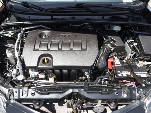 Used 2019 Toyota Corolla LE w/ Carpet Mat Package (TMS) FWD image 11