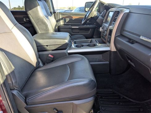 Used 2017 RAM 1500 Laramie w/ Convenience Group image 28